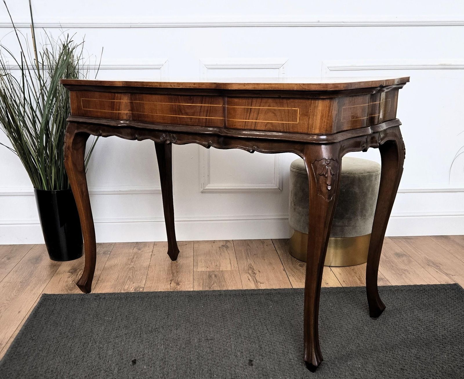 photo furniture Antique Italian Kidney Shaped Inlay Walnut Burl Wood Writing Desk Table