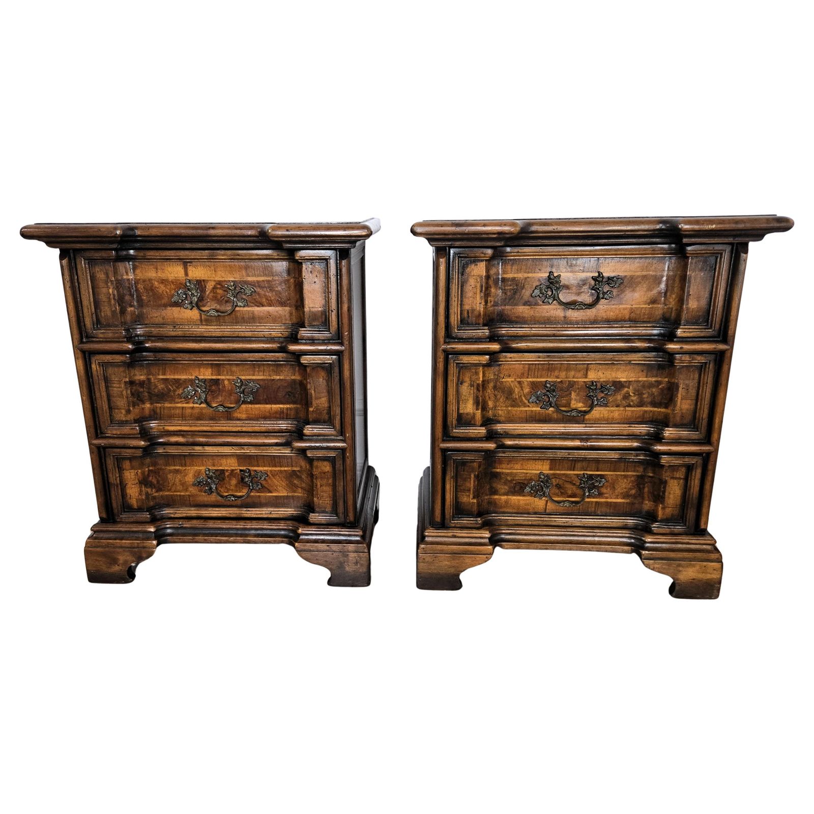 Pair Of Italian Louis XIV Style Rustic Wood Night Stands Bed Or Side Tables