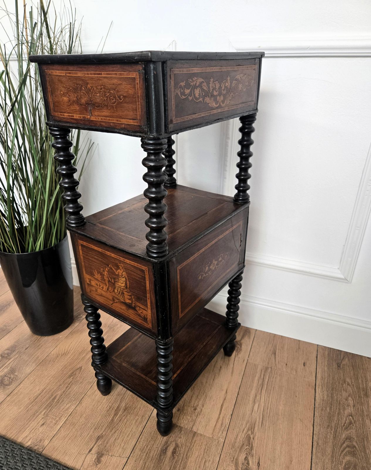 photo furniture Italian Antique Marquetry Fruitwood Inlay Bobbin Turned Sofa Side Table