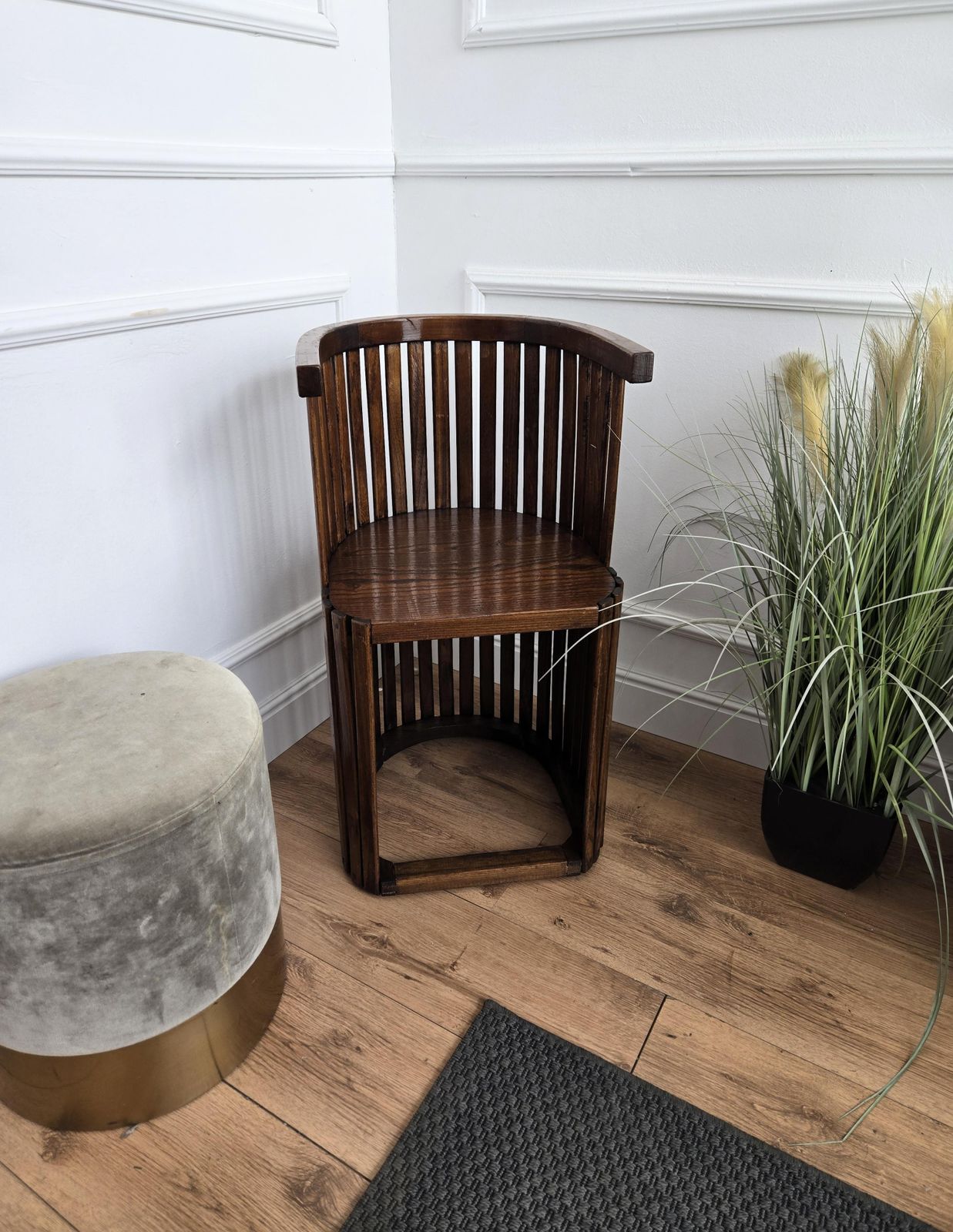 Mid Century Modern Italian Barrel Walnut Wood Side Lounge Chair photo vintage