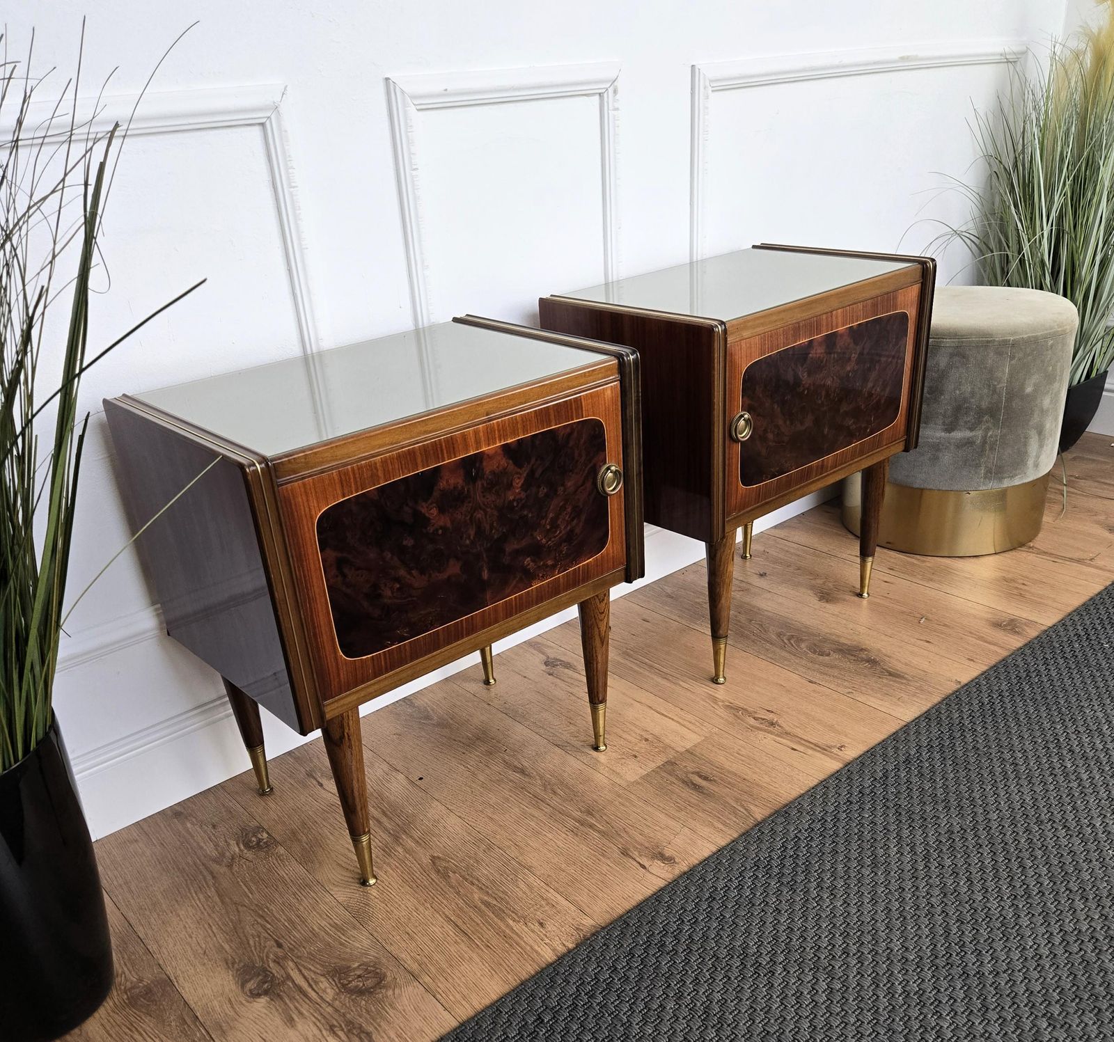 Pair Of Mid Century Italian Art Deco Nightstands Bedside Tables Walnut Glass Top photo 1328.0