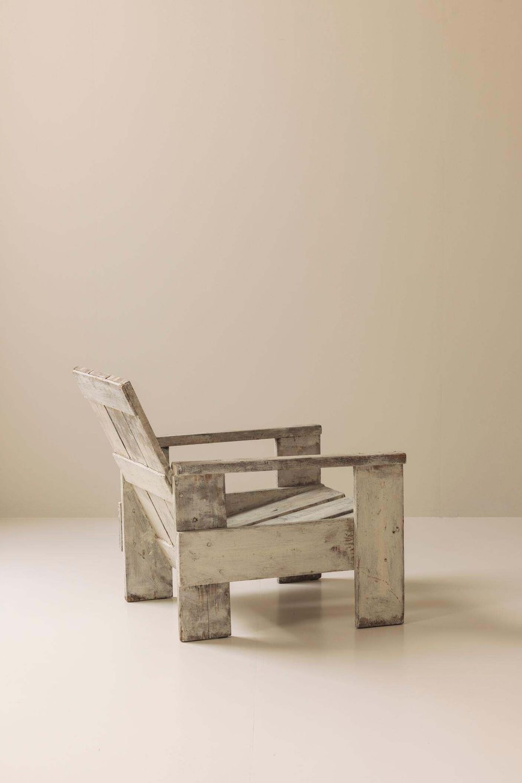 Unconventional Crate Chair, In The Manner Of Gerrit Rietveld, 1970s photo vinterior