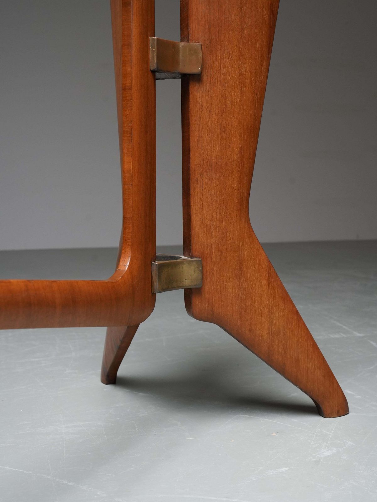 Ariberto Colombo Dining Room Table In Walnut, Glass And Brass, Italy, 1950's photo for sale
