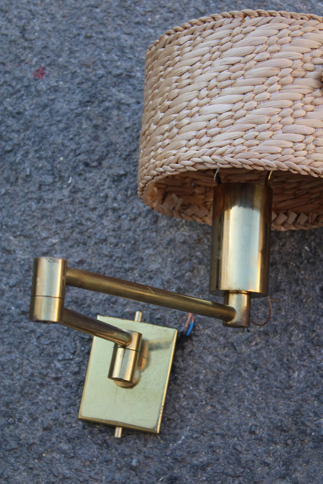 Lighting Pair Of Bedside Lamps In Brass And Straw Italy 1970s Directional photo