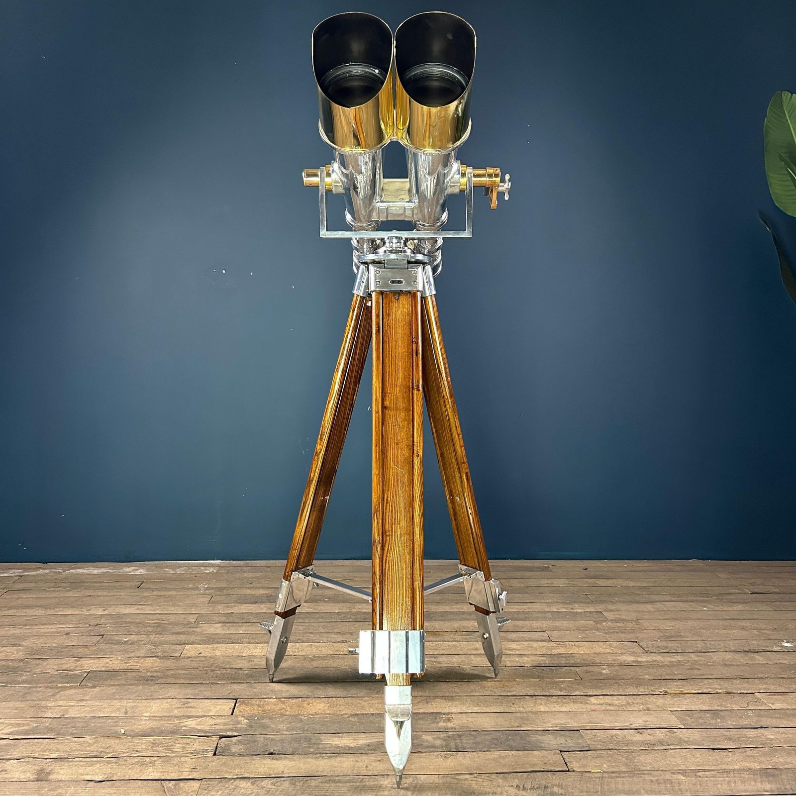 1970's Japanese Nikon 20 X 120 Big Eye Military Binoculars & Tripod photo buy