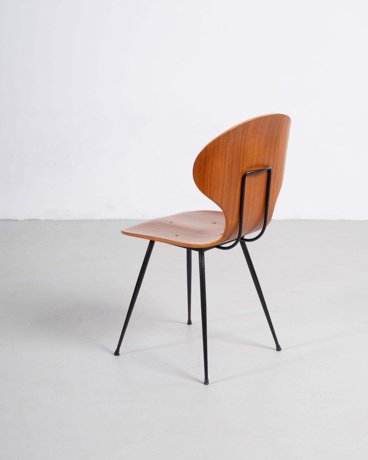 Carlo Ratti Set Of Four Lulli Dining Chairs In Steel And Wood By Ilc 1950s Italy photo vinterior