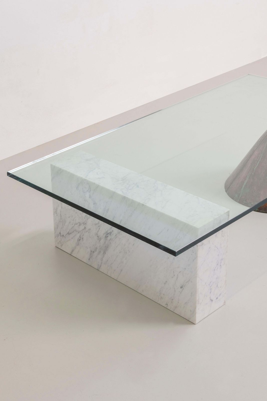 Massimo Vignelli Kono Table In Carrara Marble And Copper By Casigliani 1970s photo 7527.0