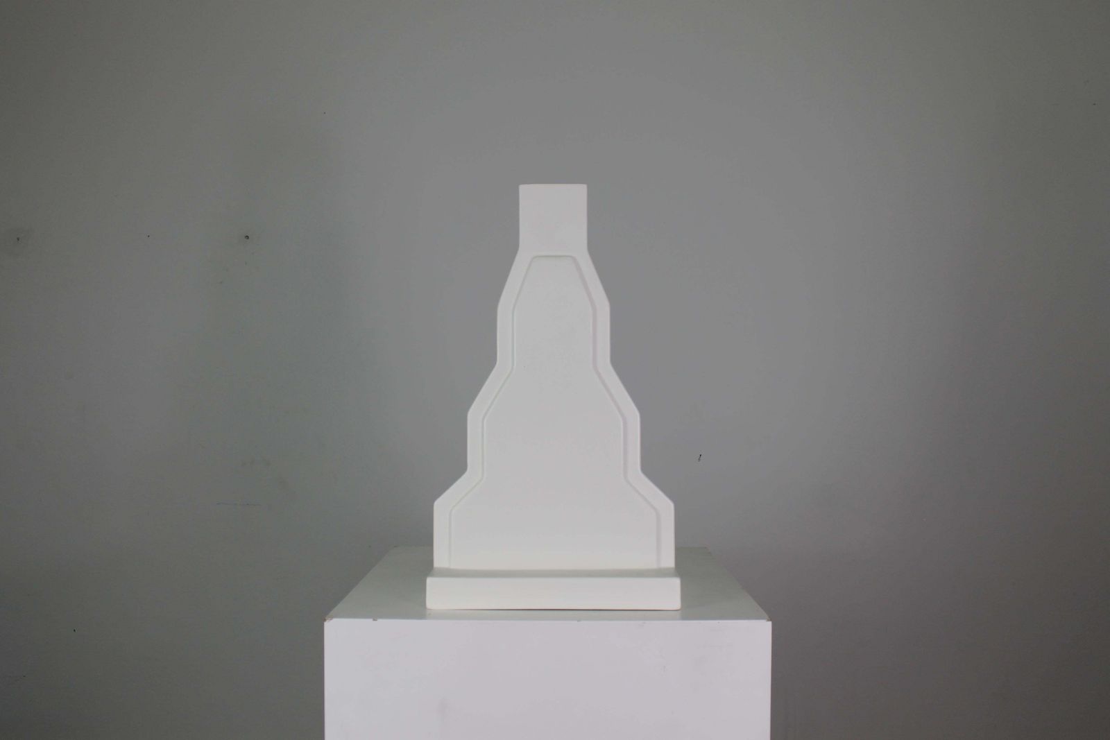 Ettore Sottsass Y23 Vase In White Enameled Ceramic Yantra Series Poltronova 70s photo Home Decor