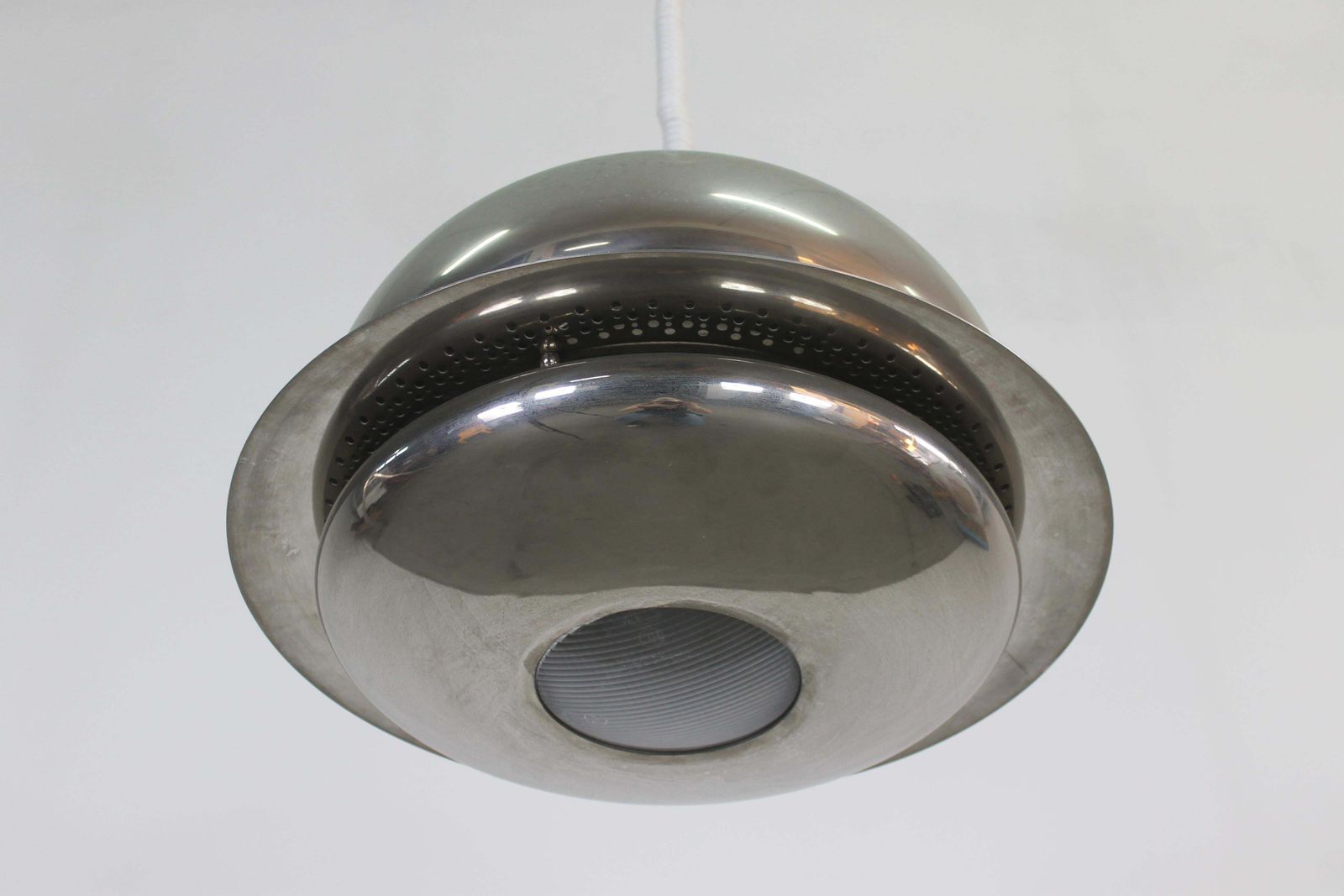 photo furniture Tobia Scarpa Set Of Two Nictea Lamps In Nickel Plated Brass By Flos 1960s