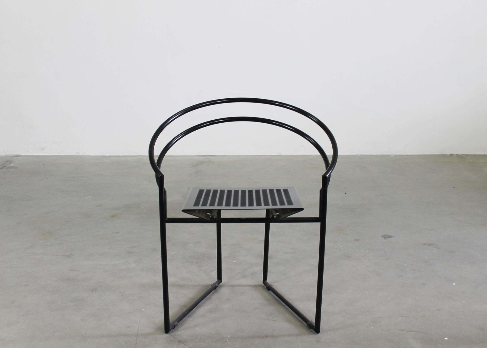 Mario Botta Set Of Six La Tonda Chairs In Black Lacquered Metal By Alias 1980s photo 9975.0