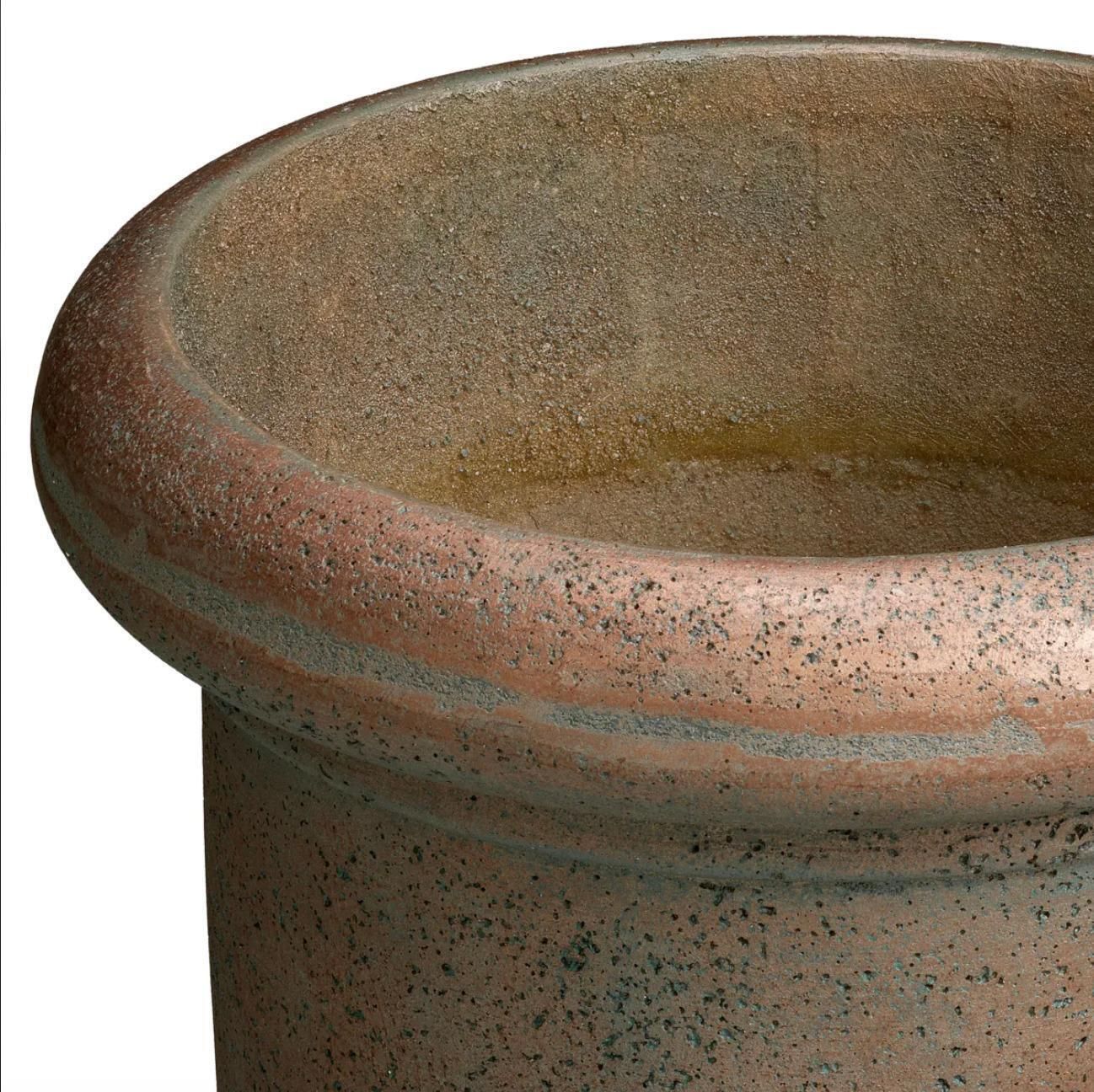 Contemporary Outdoor Planter In Bronze Finished Fiberstone photo vinterior