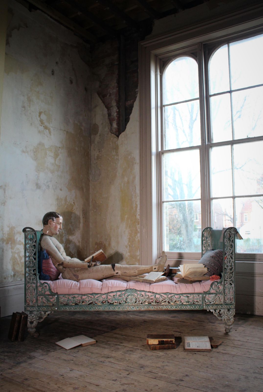 French Circa 1860 Original Painted Green Napoleon Lll Cast Iron Daybed Rococo photo 2343.0