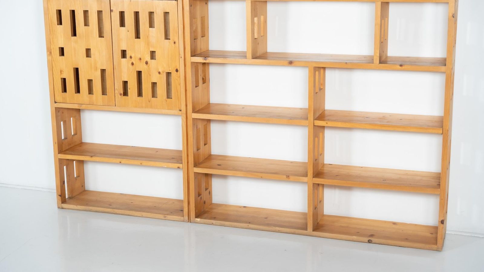 photo vintage Mid Century Modern Pine Bookcase, Italy, 1970s