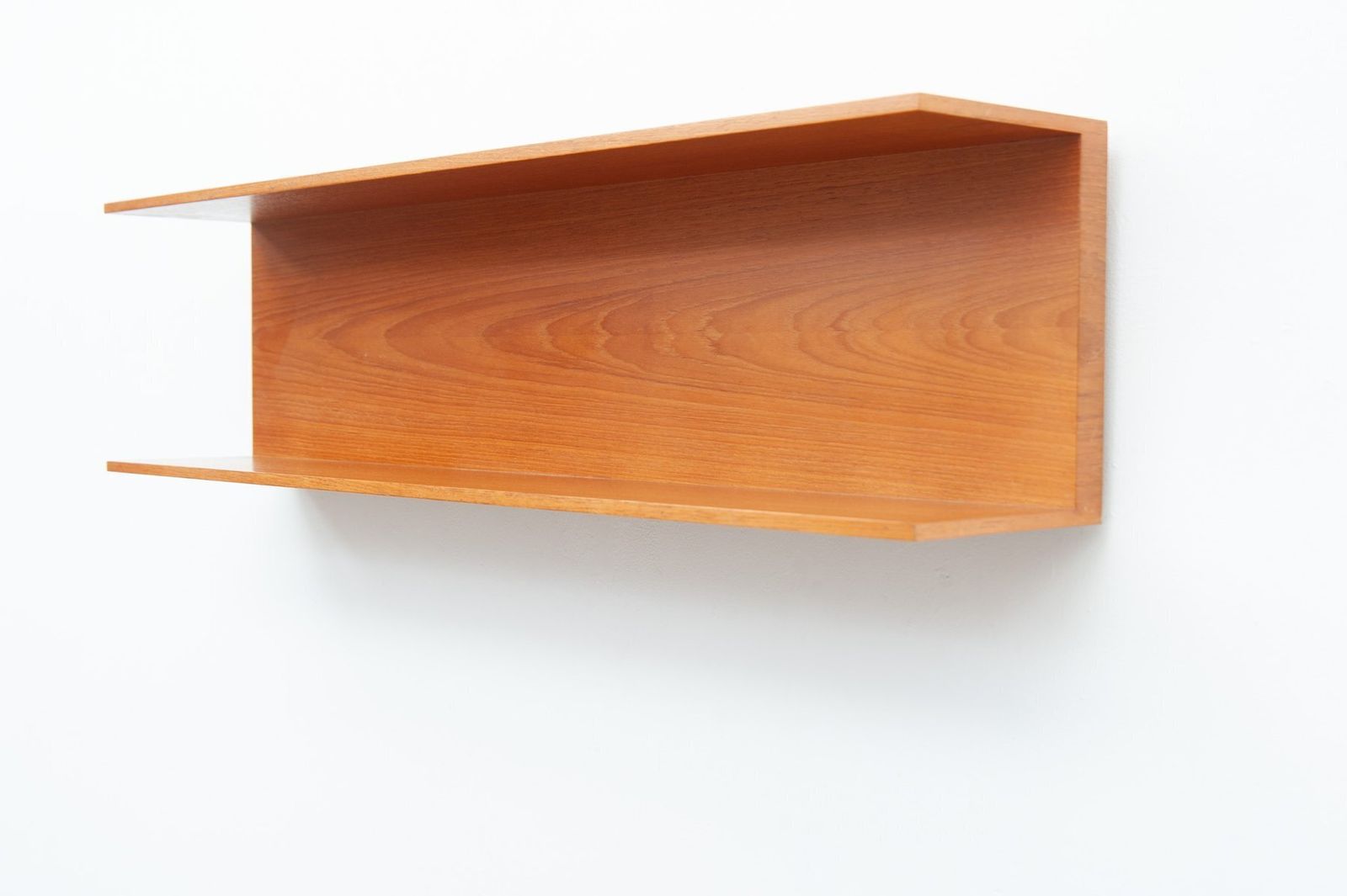 Cherry Wood Wall Shelf By Walter Wirz For Wilhelm Renz, 1960s photo for sale