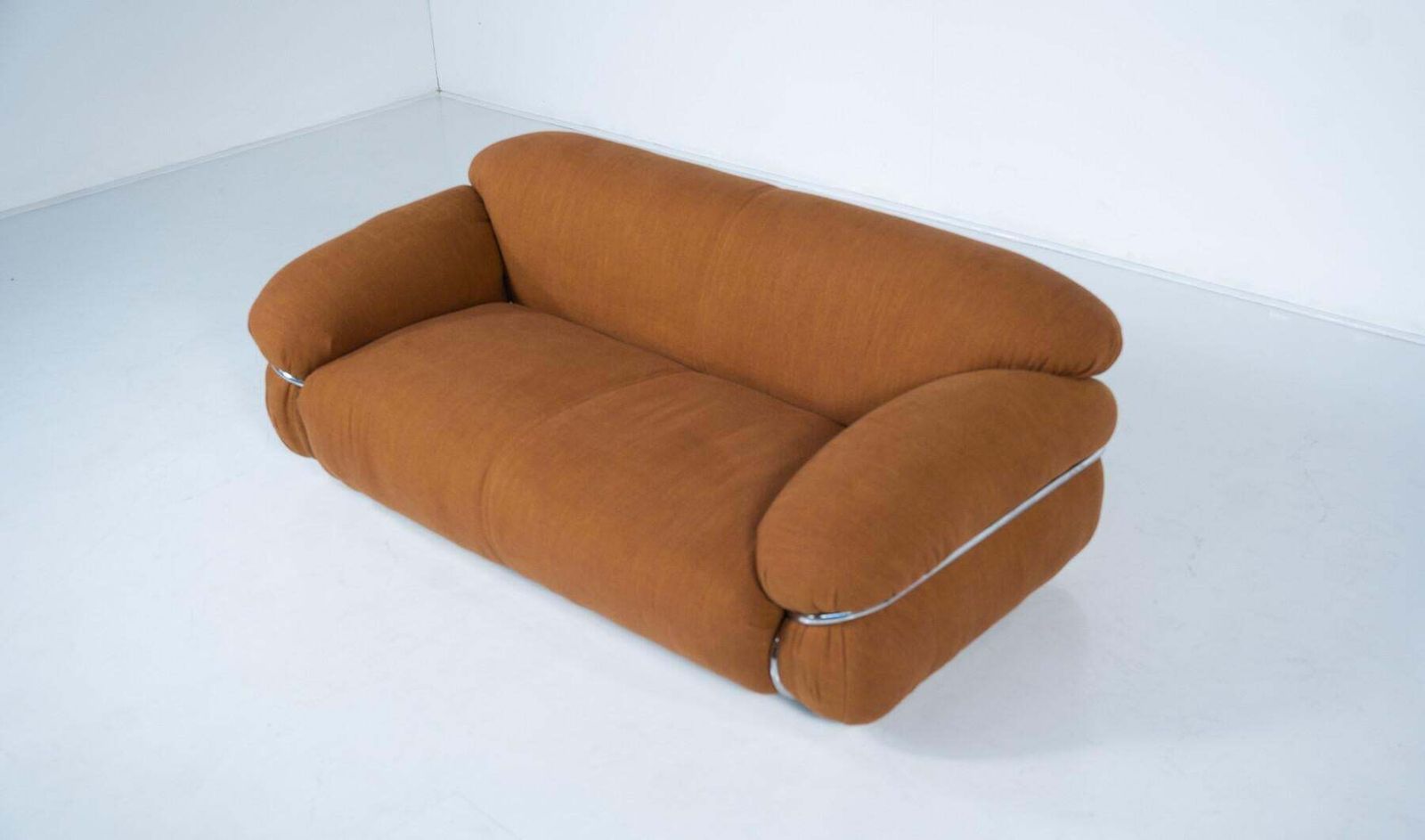 Sesann Sofa By Gianfranco Frattini For Cassina, New Upholstery, Italy, 1970s photo vintage