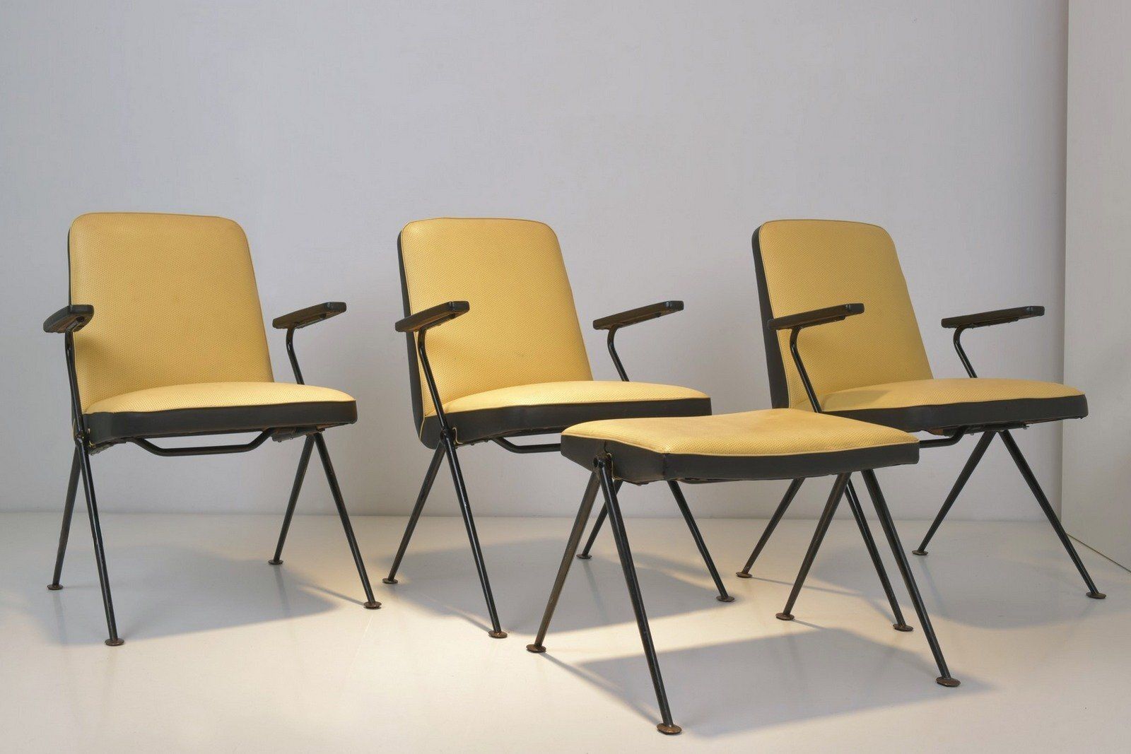 Armchairs In Steel Tube From Drabert, Germany, 1950s, Set Of 4