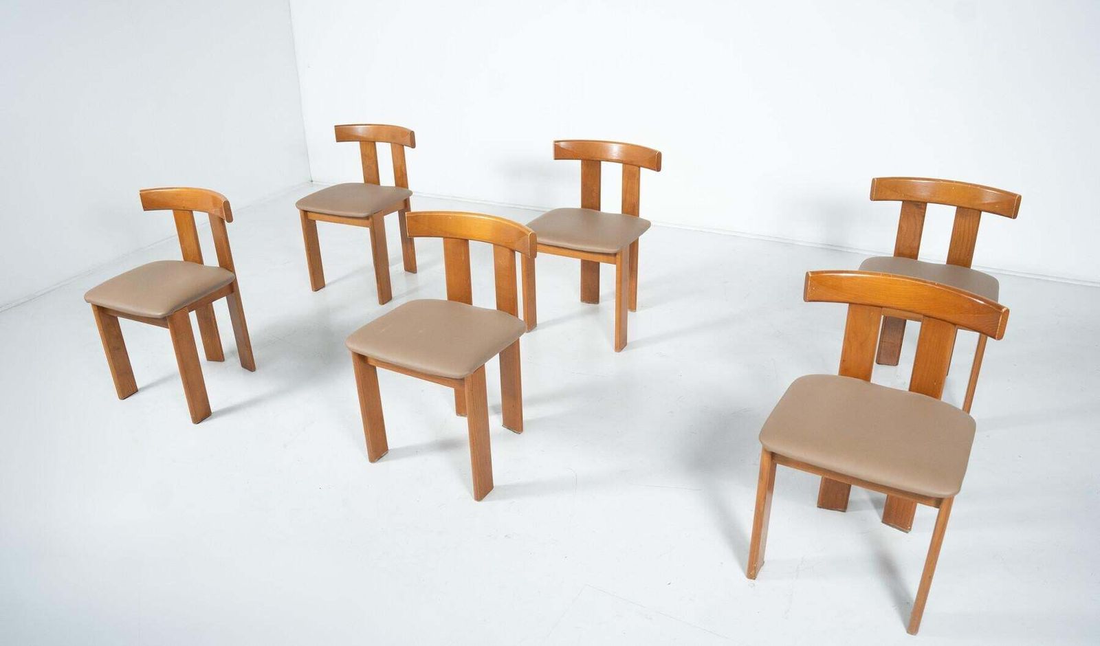 photo buy Mid Century Modern Set Of 6 Chairs By Luigi Vaghi, 1960s