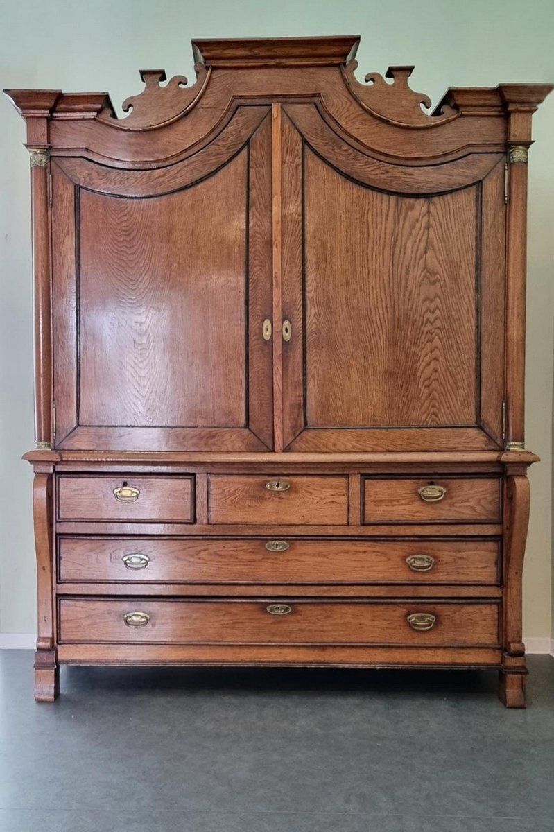 photo vintage Empire Dutch Demountable Oak Cabinet With Hidden Secretary, 1820s