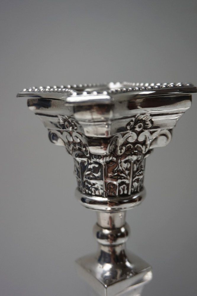 Neoclassical Sterling Silver Column Form Candleholders Birmingham By Bayliss And Coulthard, 1913, Set Of 2 photo for sale