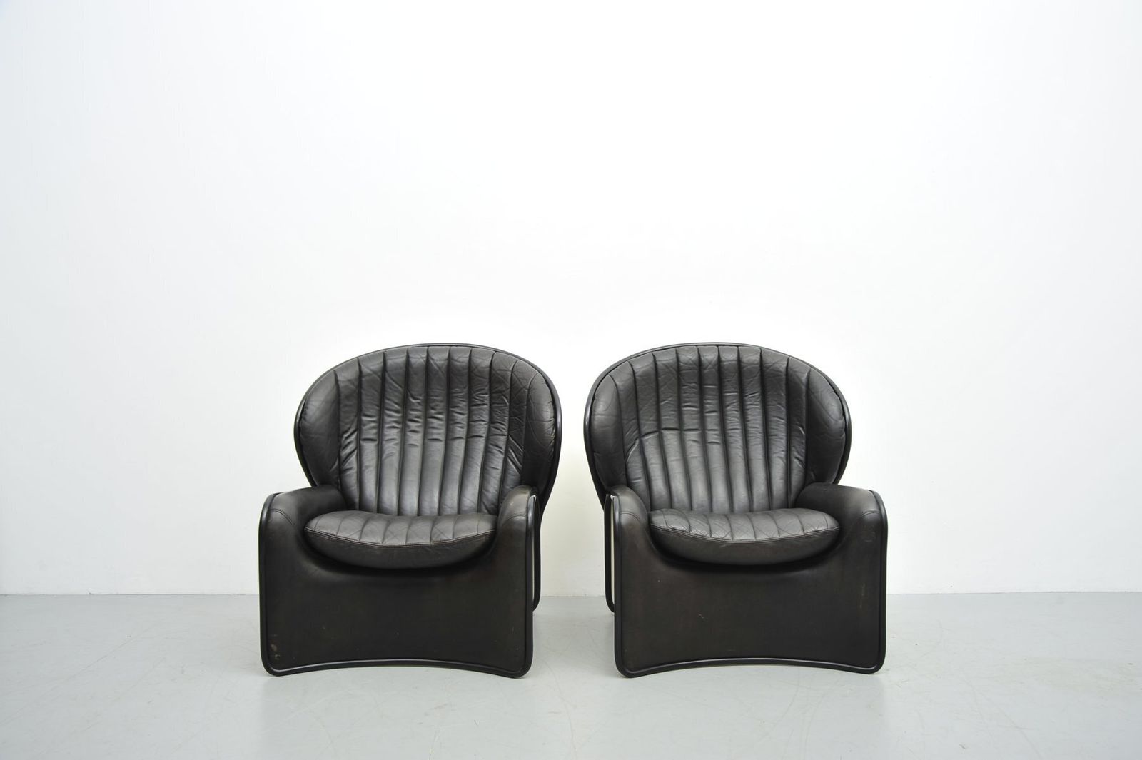 Set Of Lotos Armchairs By Anderé Vandenbeuck For Strässle International, Switzerland