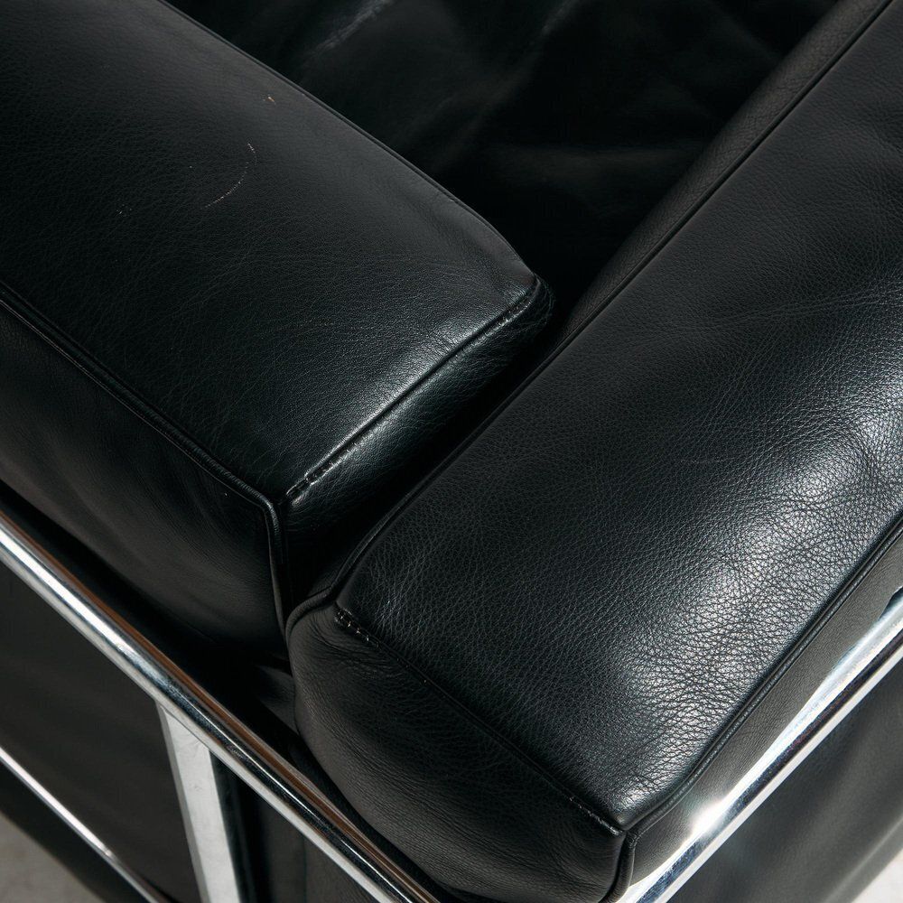 Lc2 Sofa By Le Corbusier, Pierre Jeanneret And Charlotte Perriand For Cassina photo Furniture