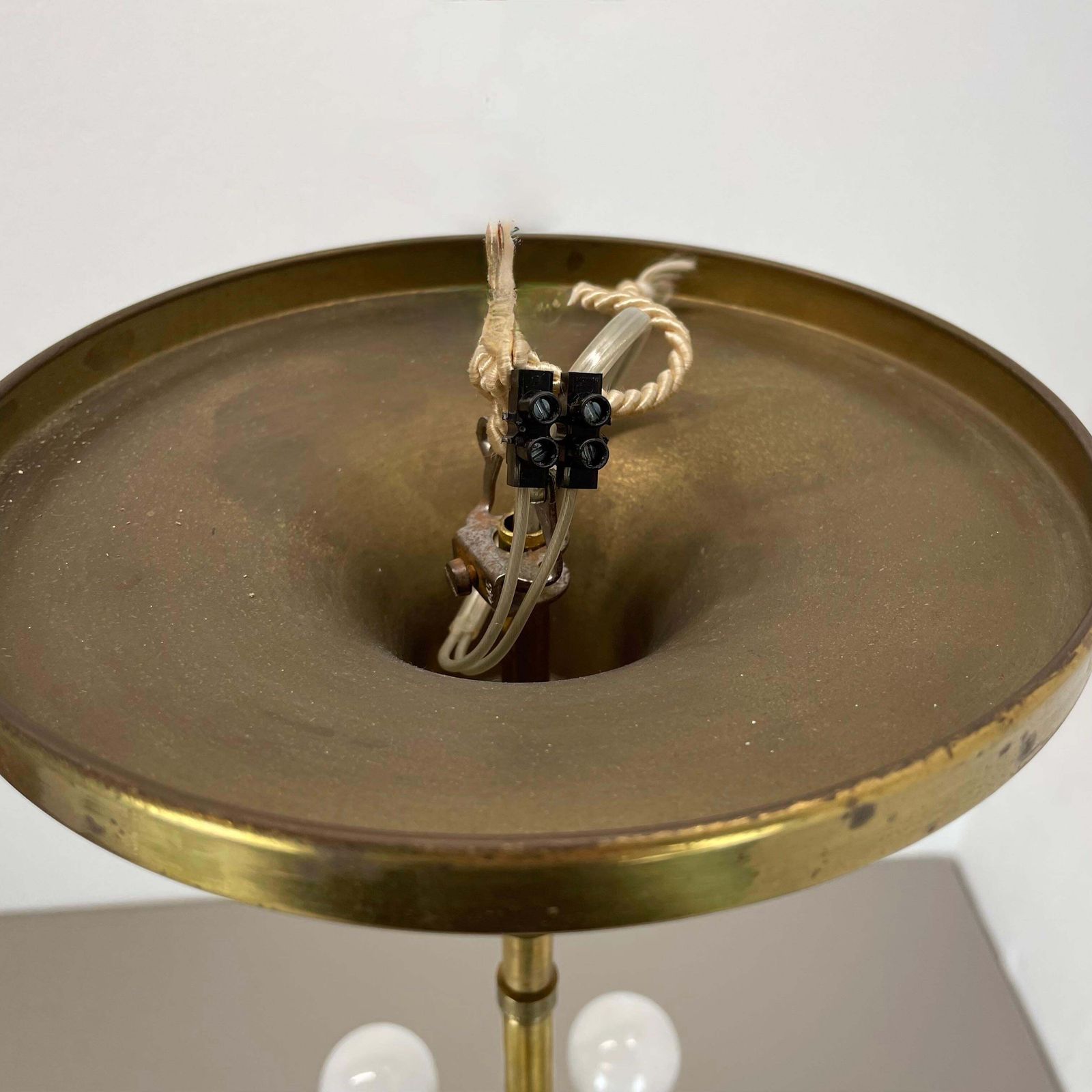 photo vintage Unique Round Brass Gino Sarfatti Style Hanging Light Chandelier, Italy 1950s