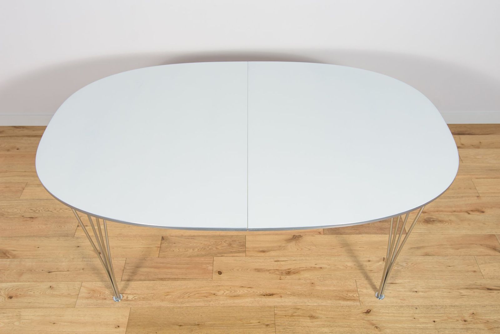 Mid Century Modern Extendable Ellipse B612 Dining Table By Piet Hein & Bruno Mathsson For Fritz Hansen, 1960s photo vinterior