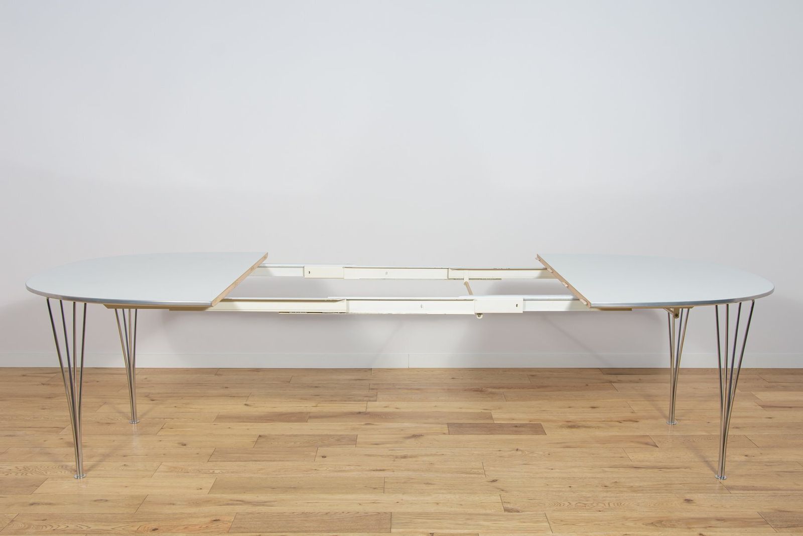 Mid Century Modern Extendable Ellipse B612 Dining Table By Piet Hein & Bruno Mathsson For Fritz Hansen, 1960s photo vintage