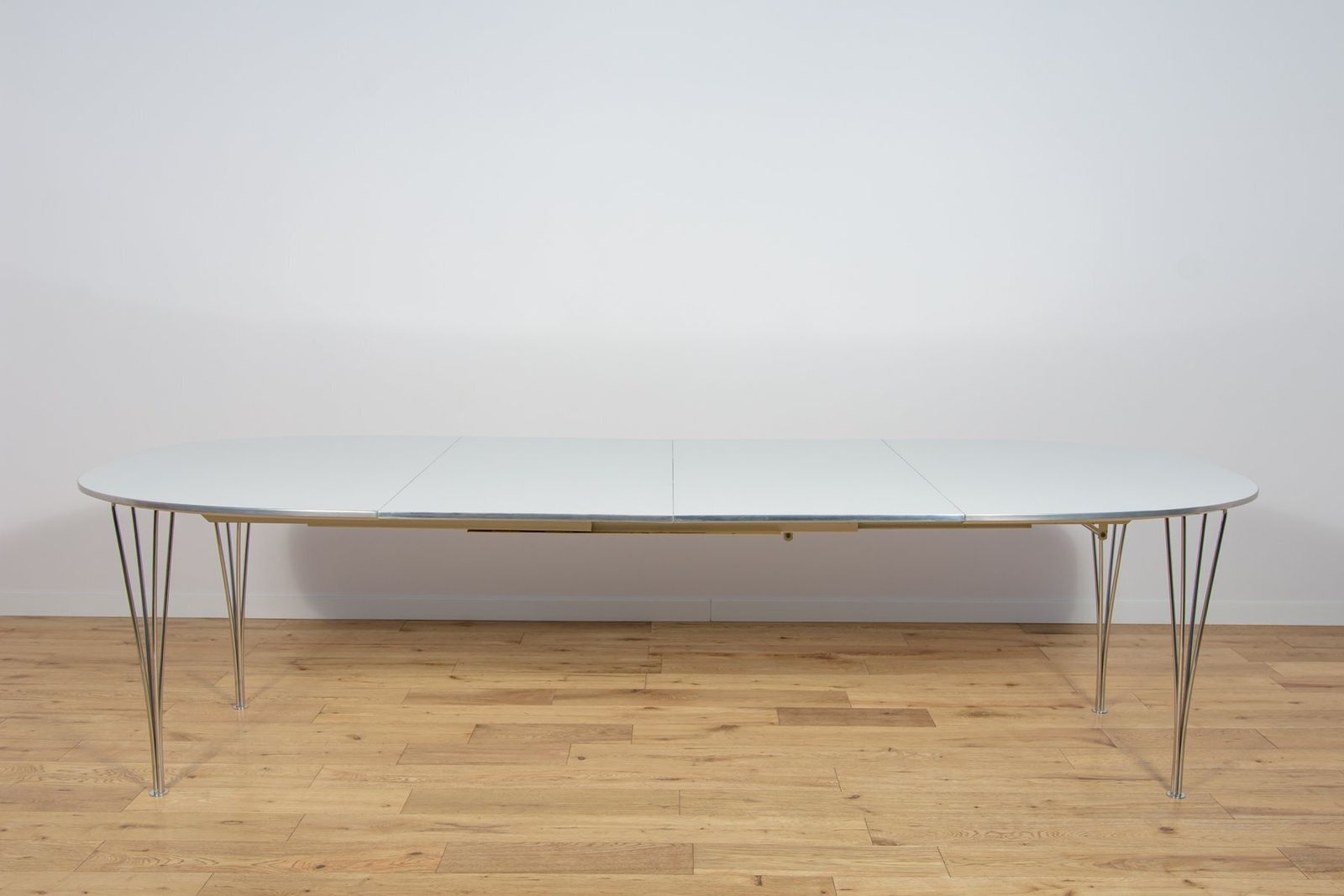 3463.0 Mid Century Modern Extendable Ellipse B612 Dining Table By Piet Hein & Bruno Mathsson For Fritz Hansen, 1960s photo
