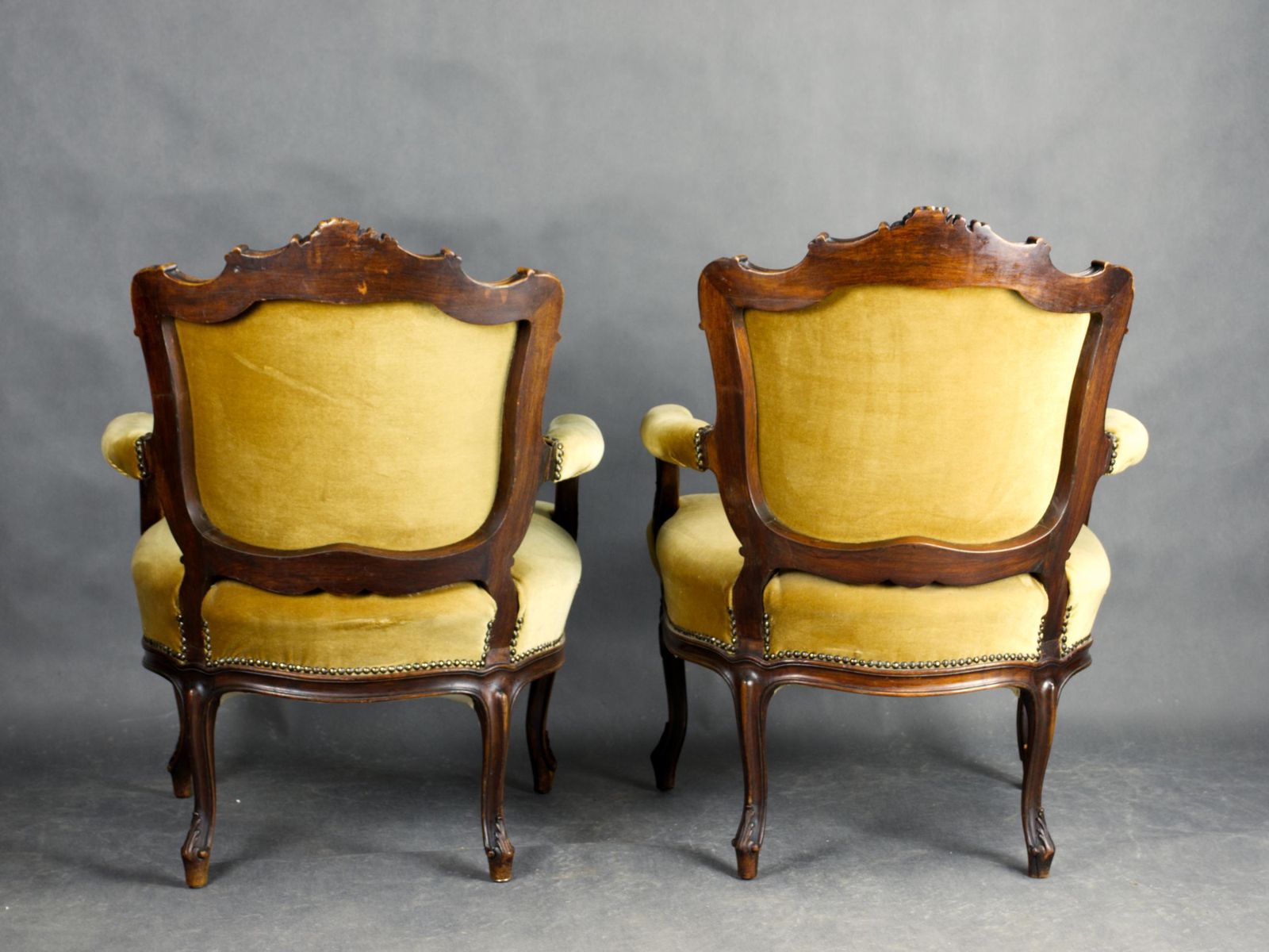Pair Of French Louis XV Walnut Armchairs, 19th Century photo vinterior