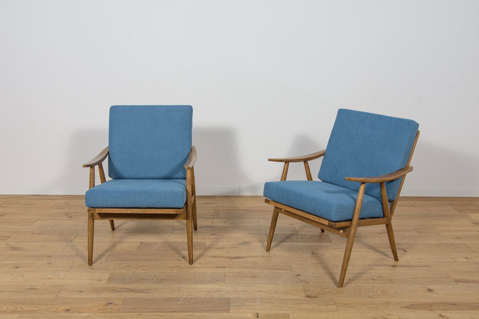 Mid Century Modern Armchairs From Ton, Czechoslovakia, 1960s, Set Of 2