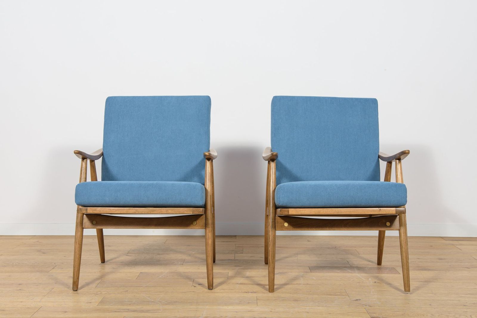 Mid Century Modern Armchairs From Ton, Czechoslovakia, 1960s, Set Of 2 photo 1168.0