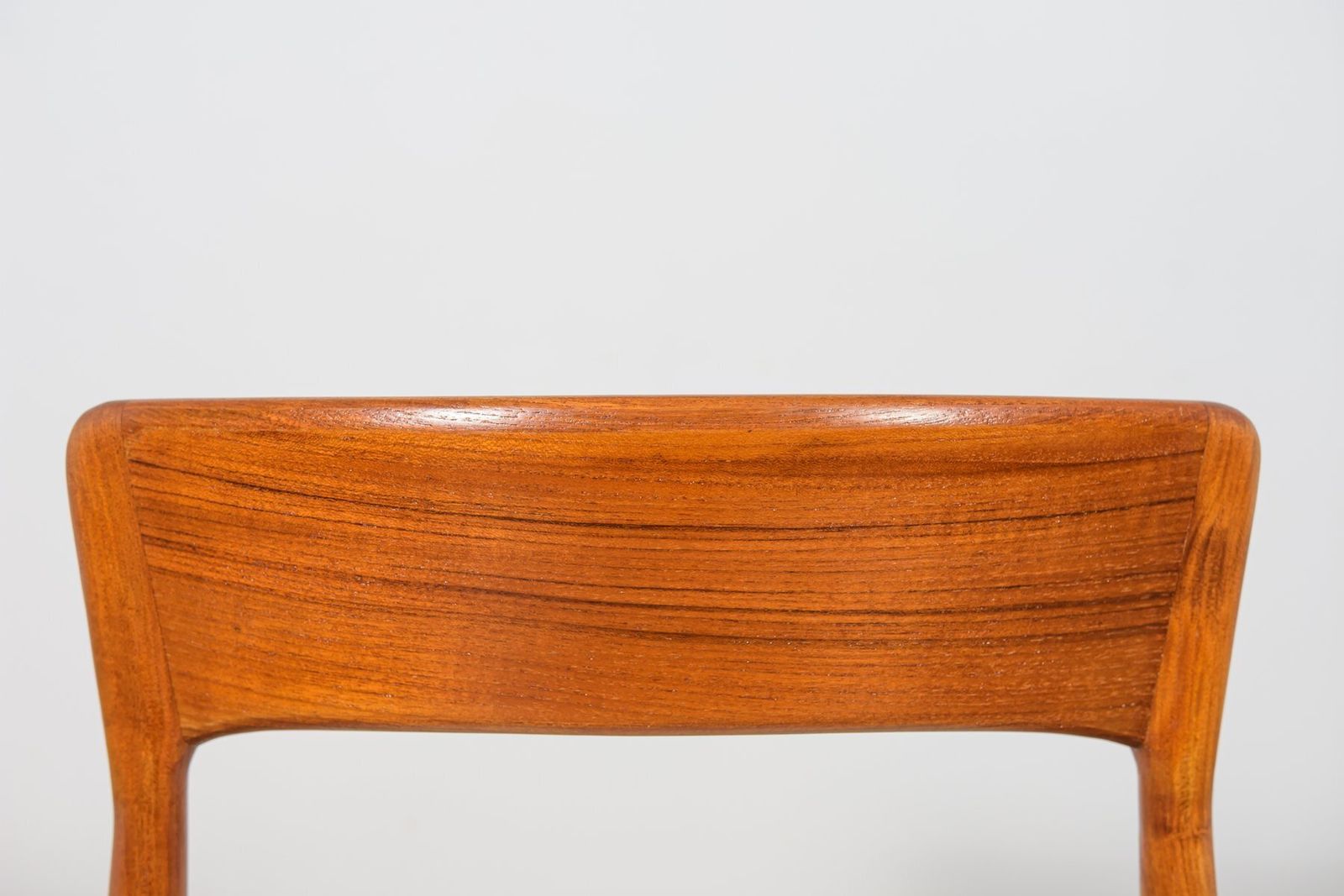 photo buy Mid Century Modern Teak Model 26 Dining Chairs By Henry Kjærnulf For Korup Stolefabrik, Denmark, 1960s, Set Of 6