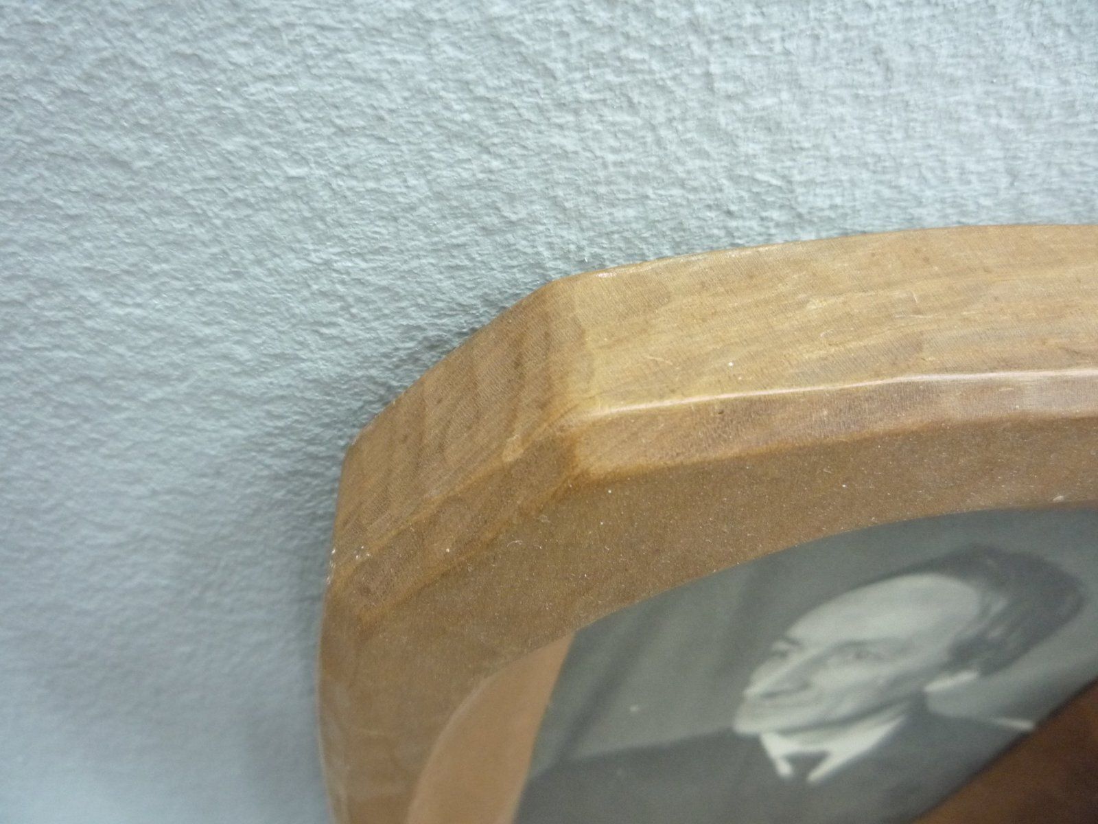 Anthroposophical Limewood Picture Frame By Fritz Schuy, 1920s photo vinterior