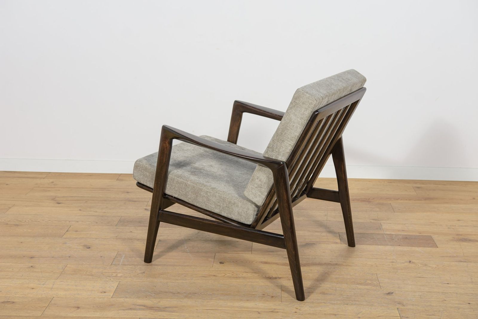 Furniture Model 300 139 Chairs From Swarzędz Factory, Poland, 1960s, Set Of 2 photo