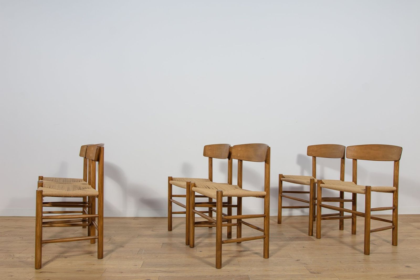J39 Folkchairs Chairs By Børge Mogensen For Fdb Møbler, Denmark, 1960s, Set Of 6 photo vinterior