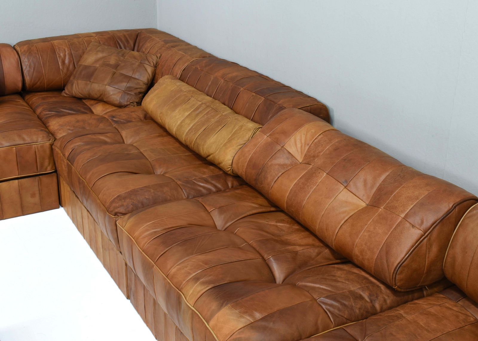 De Sede Ds 88 Landscape Sectional Sofa In Cognac Tan Leather, Switzerland 1970's photo vinterior