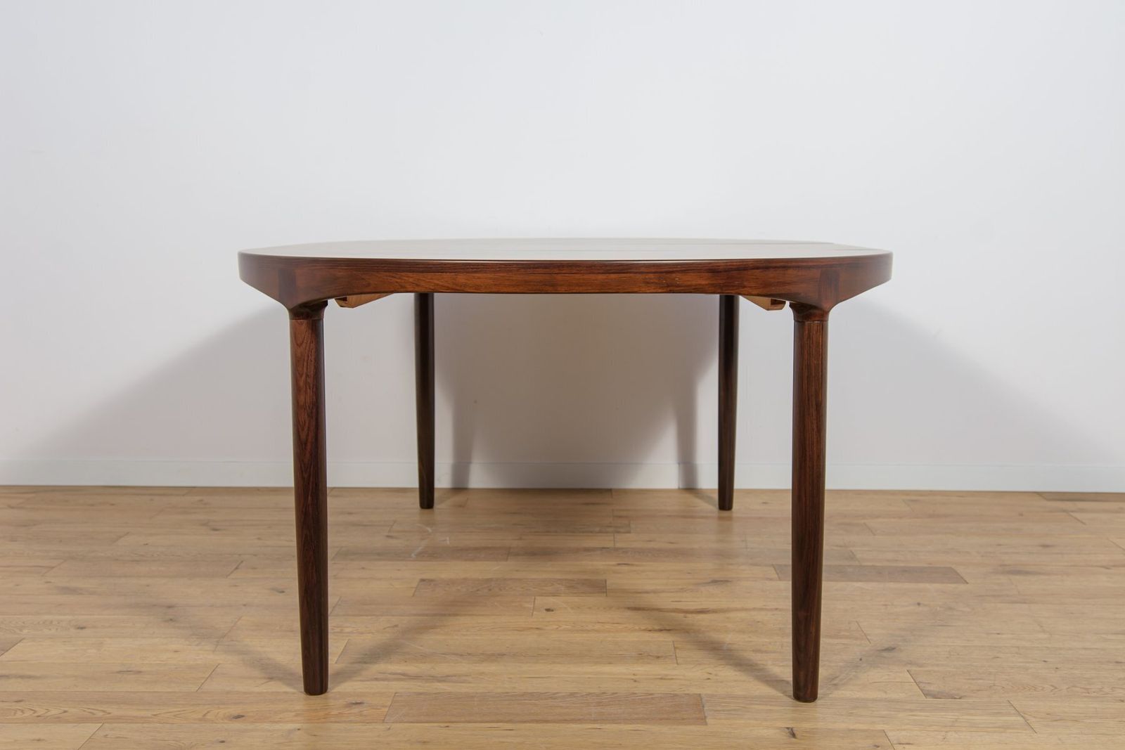 Mid Century Modern Extendable Rosewood Dining Table By Harry østergaard For Randers Møbelfabrik, 1960s photo for sale