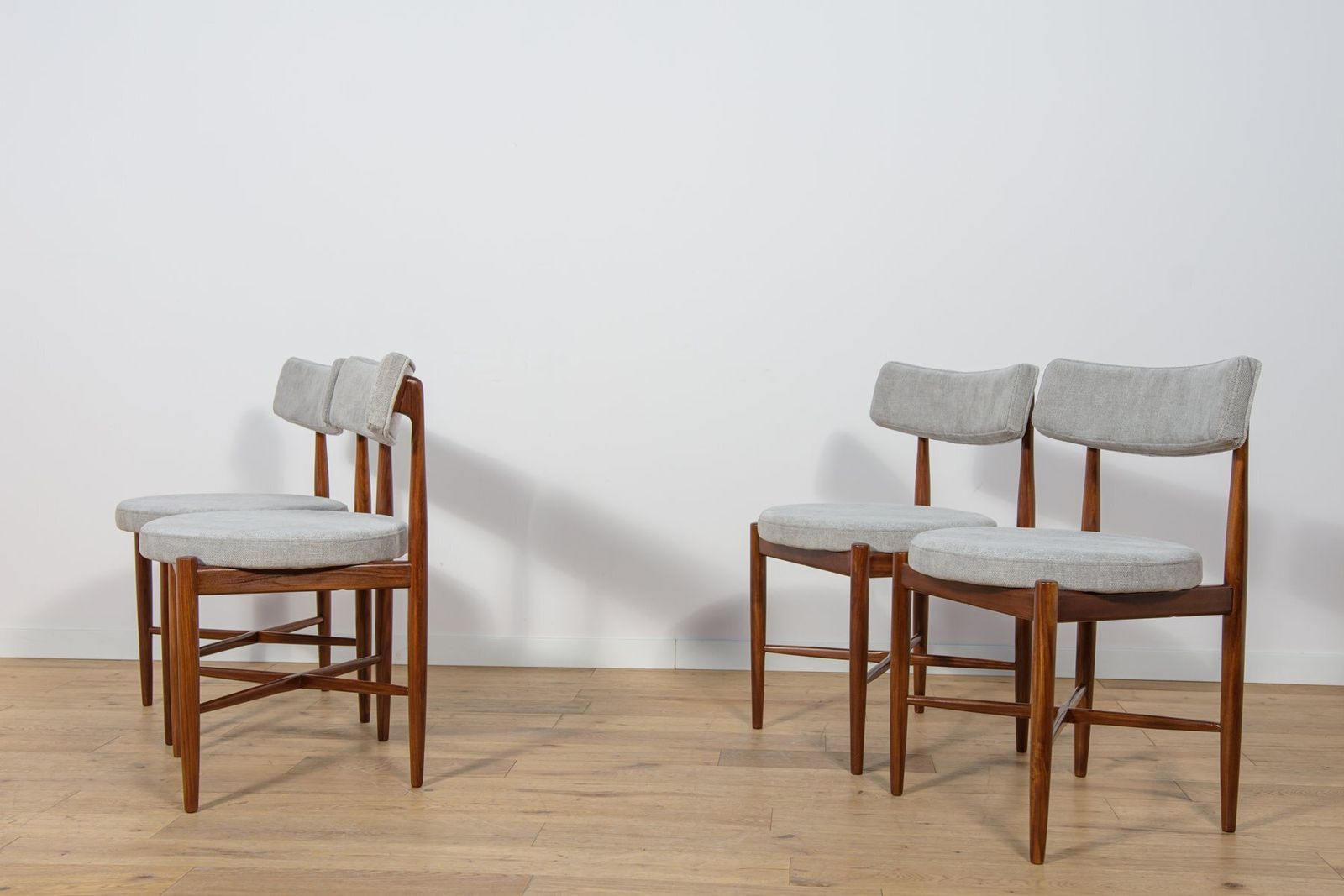 Mid Century Teak Dining Chairs By Ib Kofod Larsen For G Plan, 1960s, Set Of 4 photo vinterior