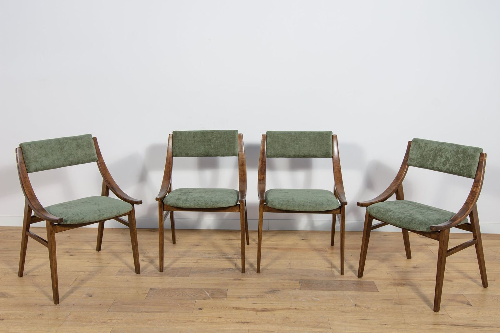Ski Jumper Chairs By Juliusz Kędziorek For Zamojska, Poland, 1970s, Set Of 4 photo furniture