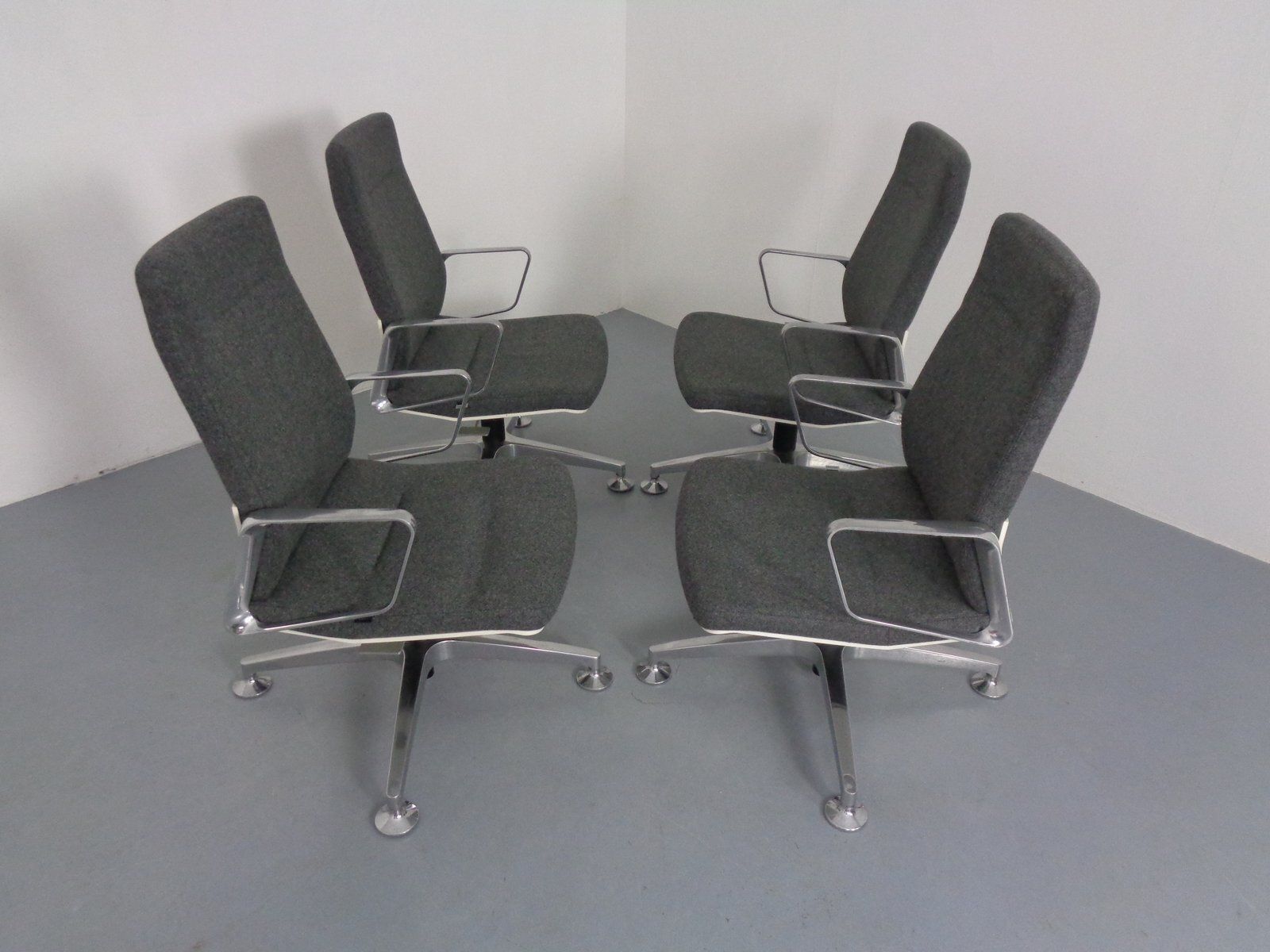 photo furniture Adjustable Aluminum Swivel Office Chair From Interstuhl, Germany, 2000s