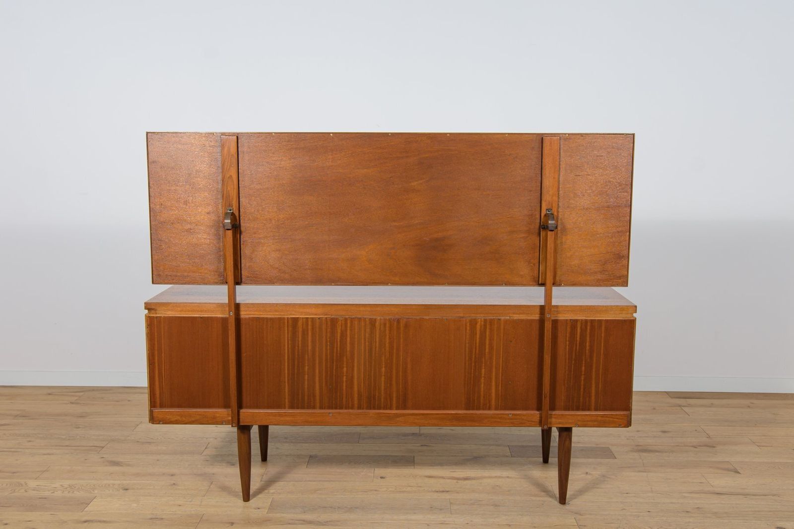 Mid Century Dressing Table In The Style Of Ib Kofod Larsen For G Plan, United Knigdom, 1960s photo vintage