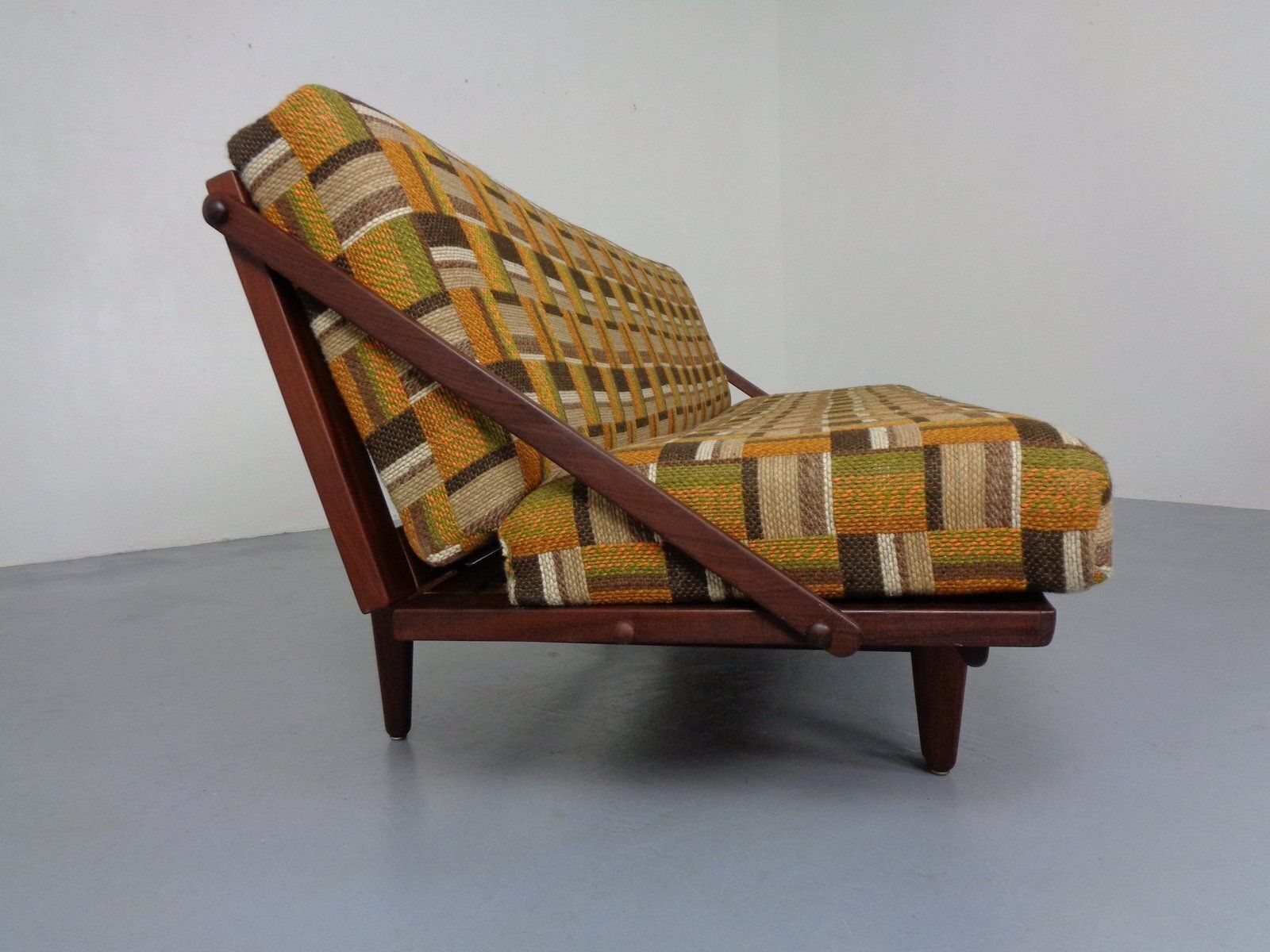 Danish 981 Diva Daybed In Teak And Oak By Poul M Volther For Frem Røjle, 1950s photo for sale