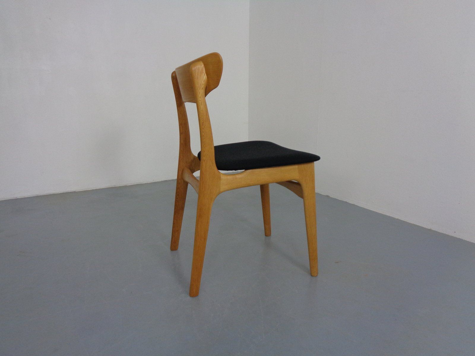 Side Chair In Oak By Schionning & Elgaard, 1960s photo vinterior