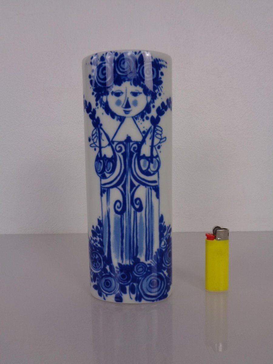Porcelain Vase By Bjørn Wiinblad For Rosenthal, 1960s photo for sale