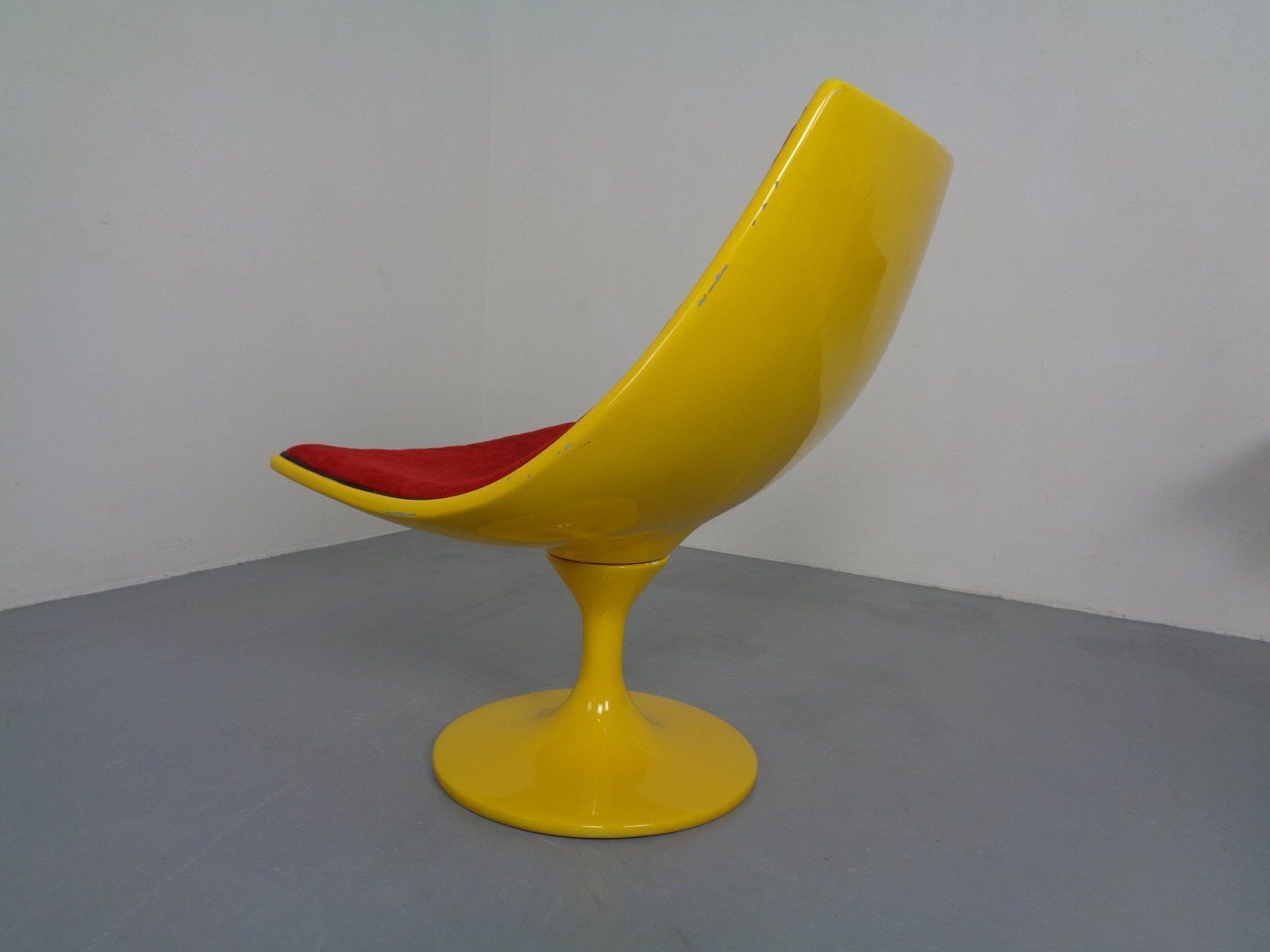 photo for sale Italian Fiberglass Swivel Chair, 1960s