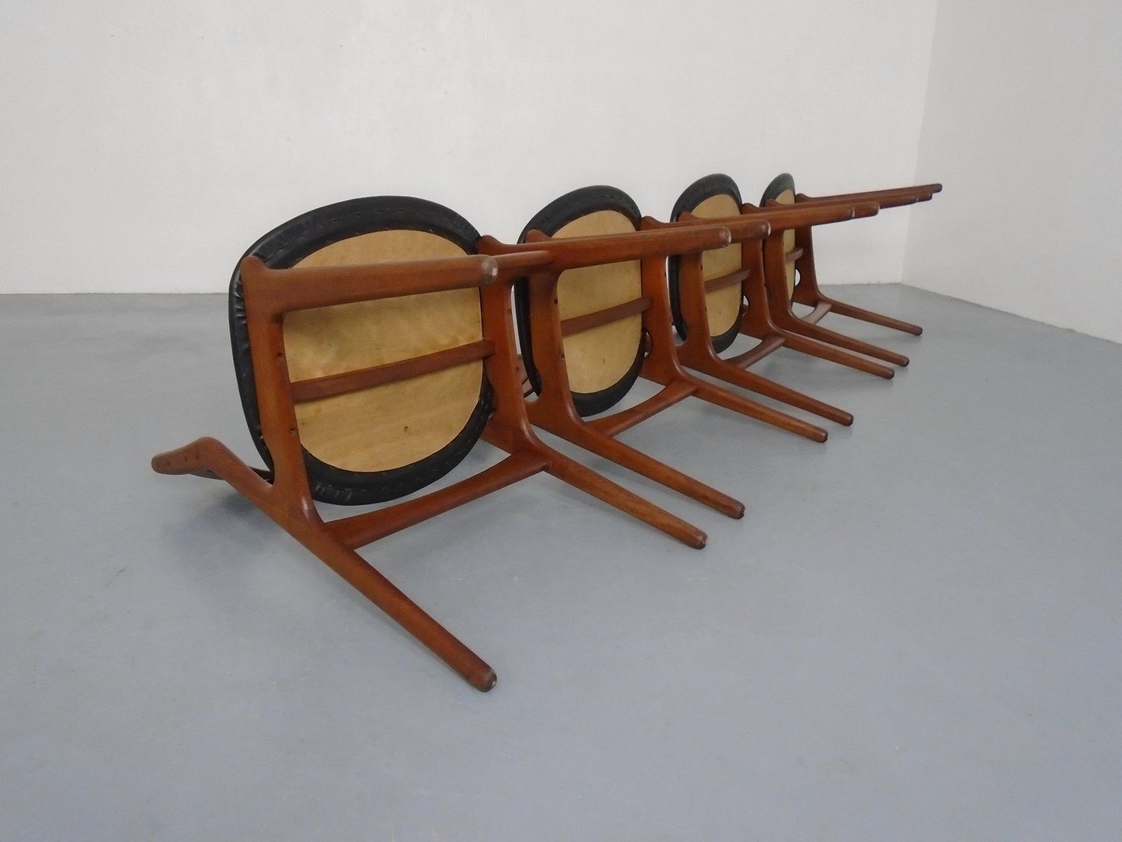 photo vinterior Teak Model 310 Dining Chairs By Erik Buch For Chr. Christensen, Denmark, 1960s, Set Of 4