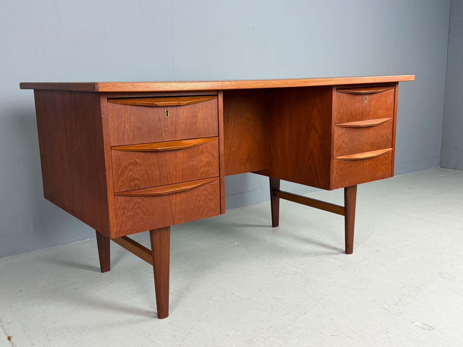 Scandinavian Modern Teak Desk With Backside Book Shelving, 1960, Denmark photo for sale