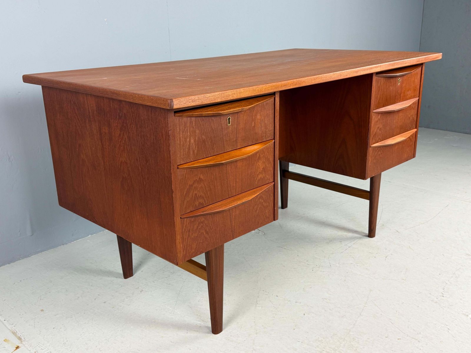 Scandinavian Modern Teak Desk With Backside Book Shelving, 1960, Denmark photo 1518.0
