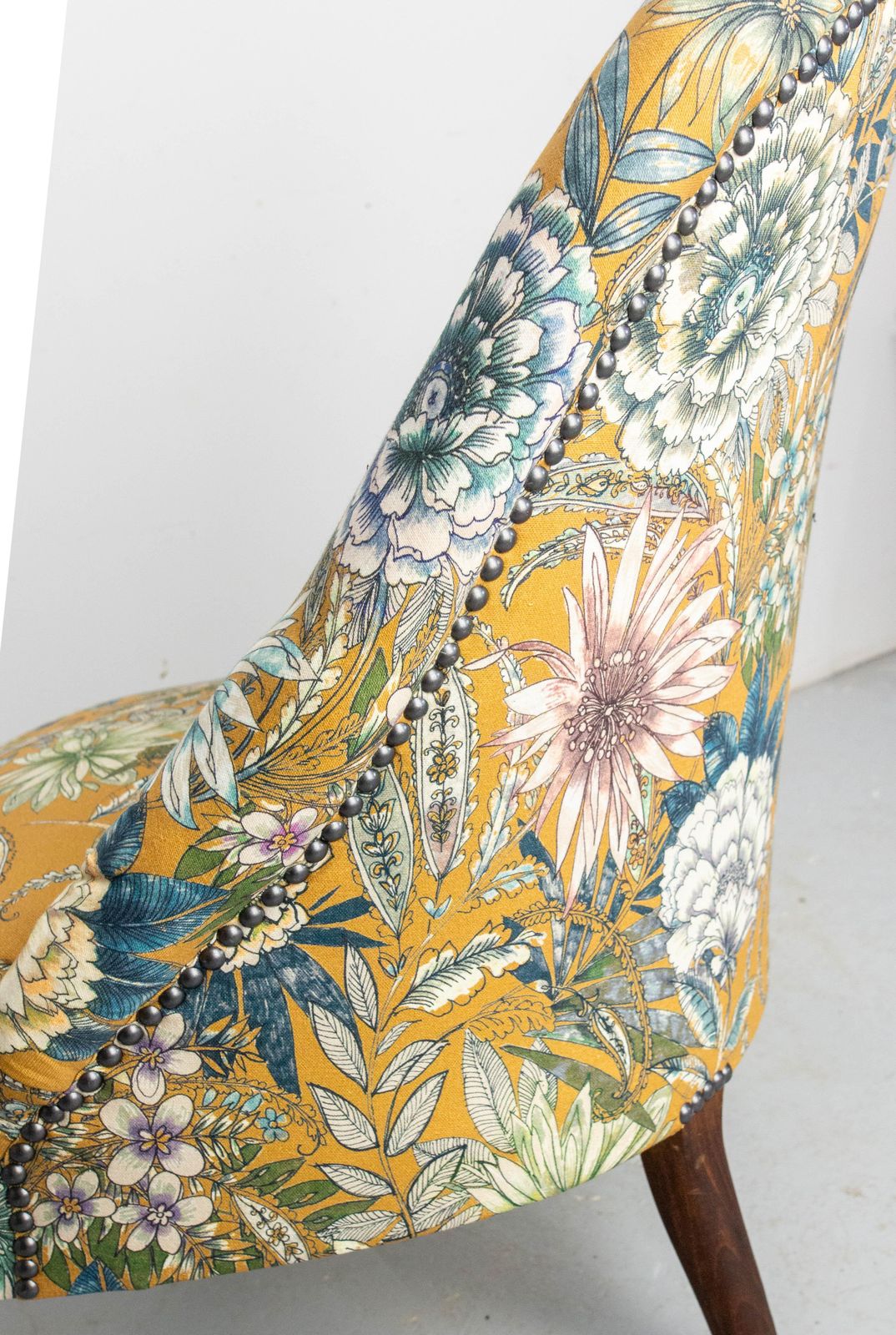 photo vinterior Antique Armchairs Reupholsted Chauffeuse Napoleon III French Late 19th Centuty